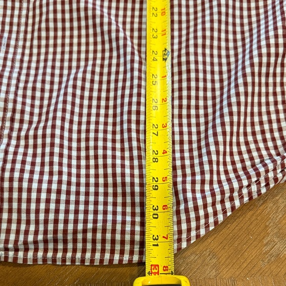 Izod Men's Blue and White Gingham Button Down Shirt - Picture 8 of 10